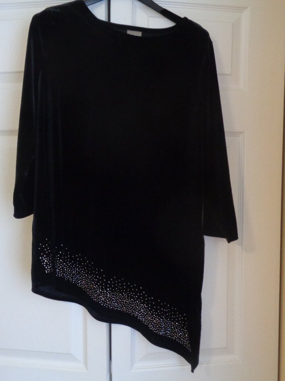Chico's velvet embellished top size 2 / L / 14